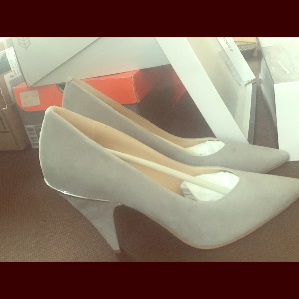 Nine West Lt Grey Womens Heels Sz 10(runs small)